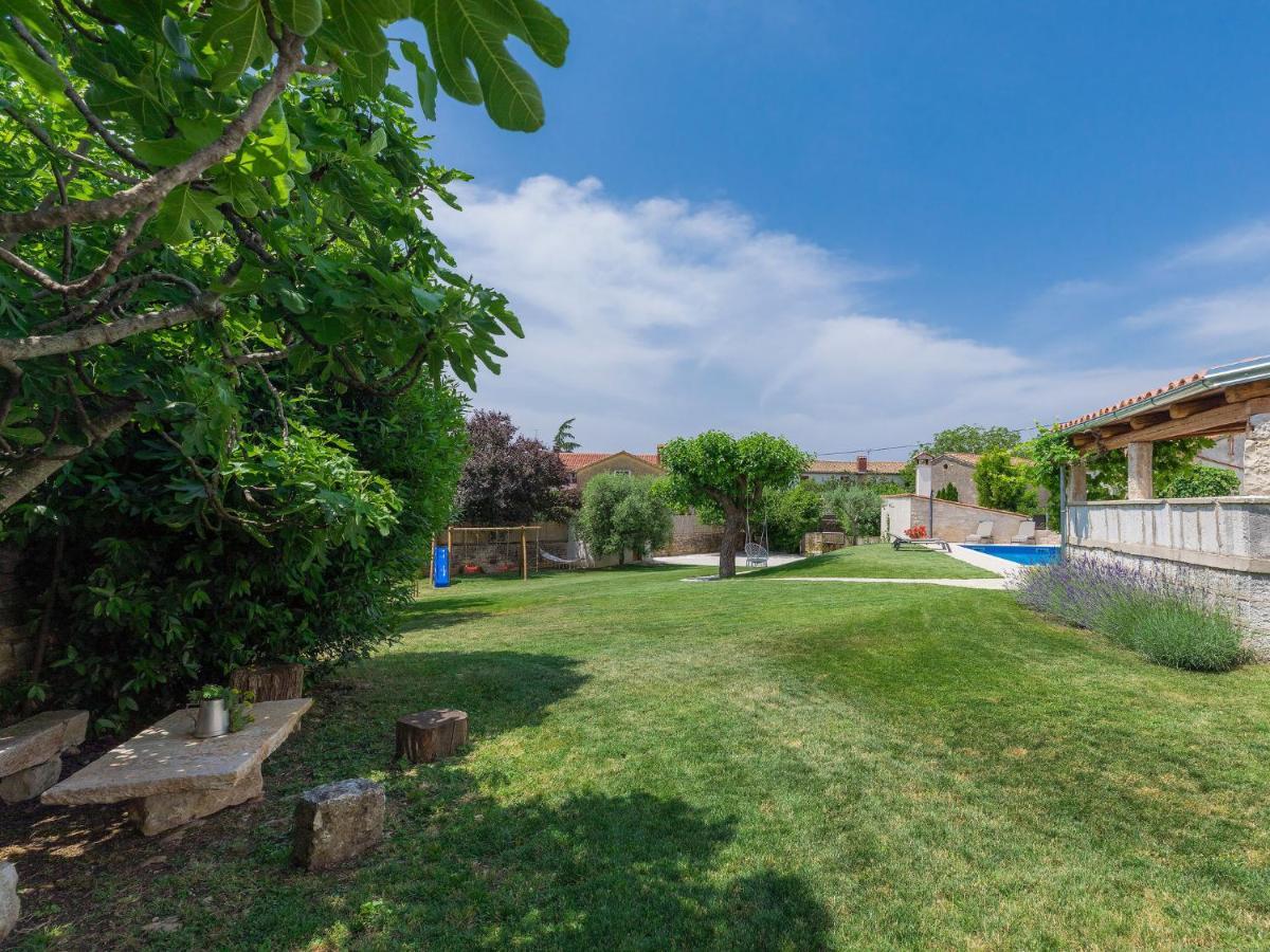 Višnjan Holiday Home Villa Radovani By Interhome מראה חיצוני תמונה
